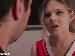 Avant-garde Possible vibrations - Pretty good Teen Cheerleader Went Load of shit Crazy &lpar;Coco Lovelock&rpar;