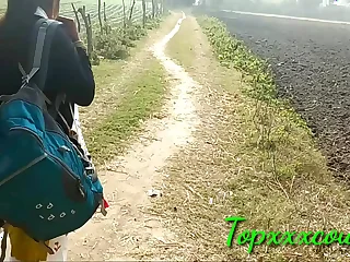 गाँव की देसी गरम छोरी को शहर ले जाकर ताबड़तोड़ चोदा